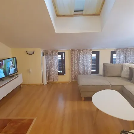 Sunny Apartment Pamporovo